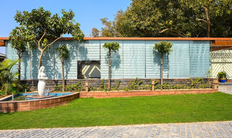 Varanasi Dharm Resort