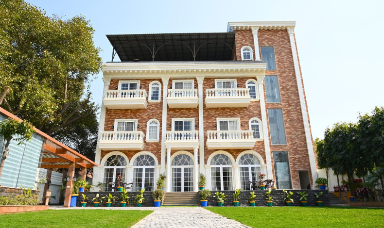 Varanasi Dharm Resort