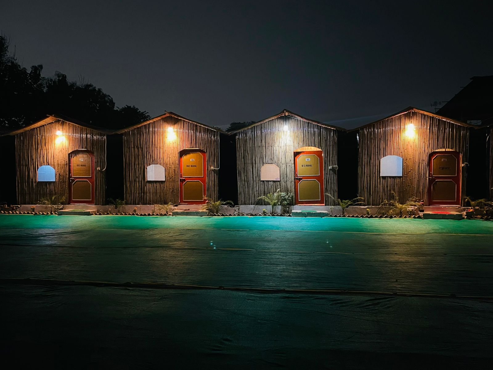 Varanasi Dharm Resort