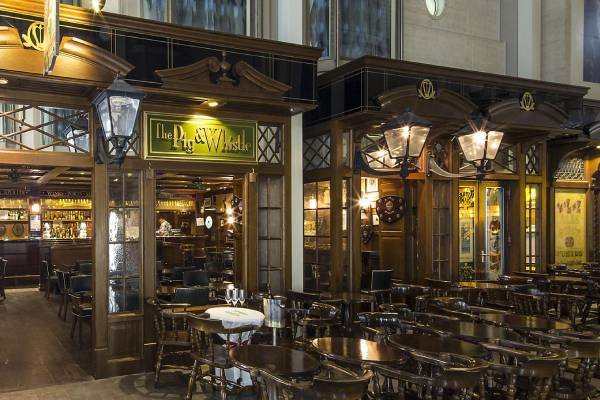 English Pub